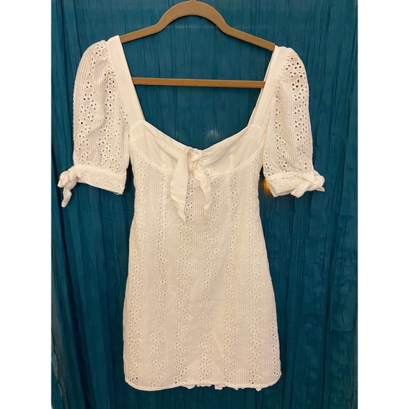 NWOT 12th Tribe Last Dance White Eyelet Dress - Picture 2 of 4